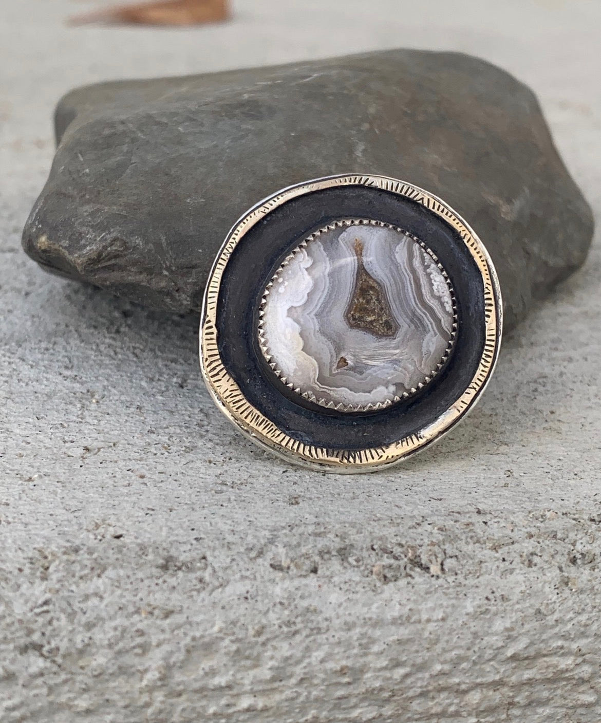 Brass Trim Round Shadowbox Ring