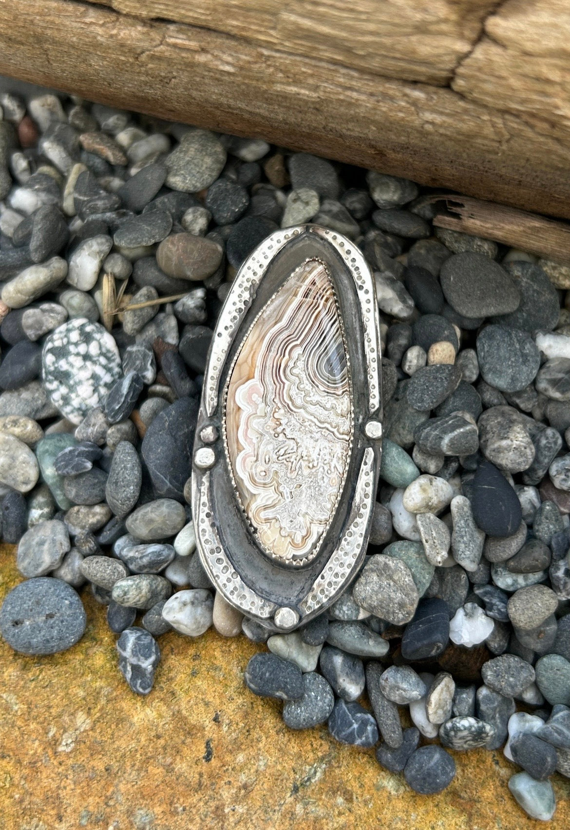 Mexican Crazy Lace Agate Shadowbox Ring