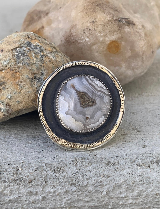 Brass Trim Round Shadowbox Ring