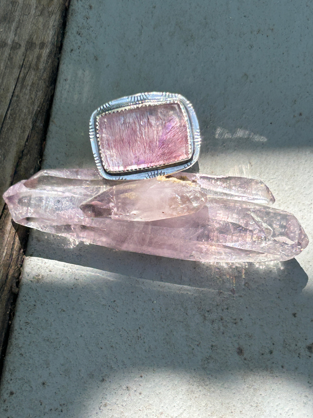 Horizontal Super Seven Ring