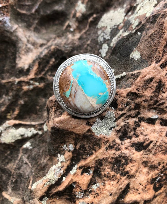 Royston Ribbon Round Ring