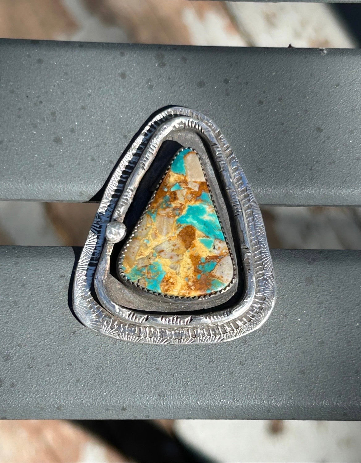Royston Triangle Shadowbox Ring