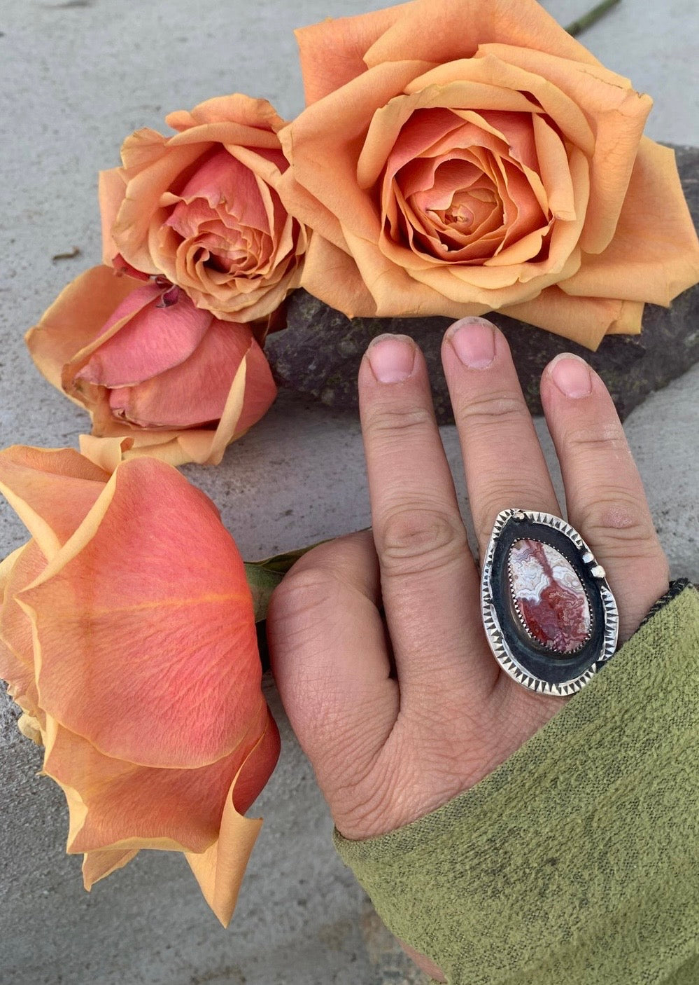 Crazy Lace Shadowbox Agate Ring
